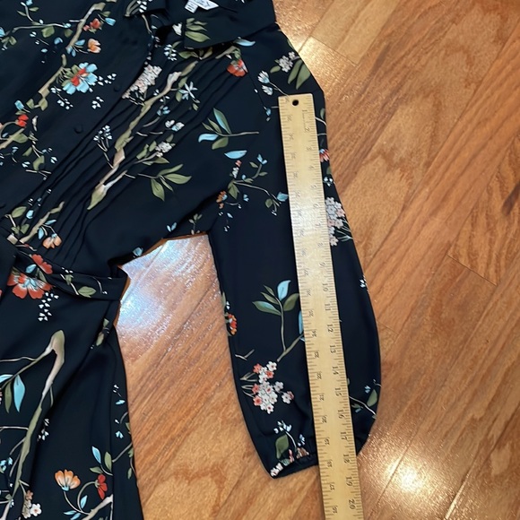 Nanette by Nanette Lepore Black Floral Pin tuck Dress Size 10 Tie Waist Buttons - Picture 12 of 14